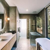 Discovery-Parks-Cradle-Mountain-Premium-Mountain-Cabin-Bathroom