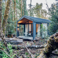 Discovery-Parks-Cradle-Mountain-Premium-Mountain-Cabin-Exterior
