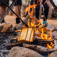 Discovery-Resorts-Undara-Bush-Breakfast-Toast-Fire