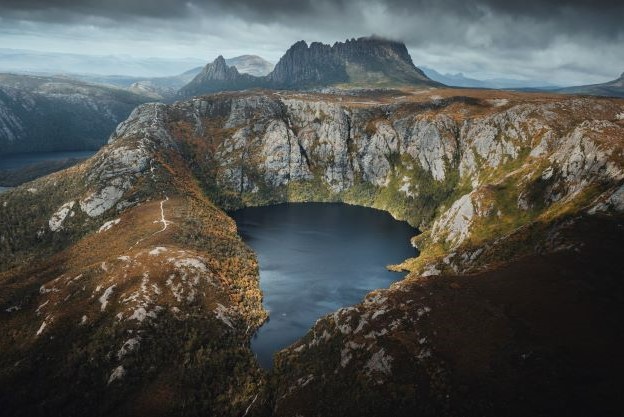 7 reasons to book a tasmanian spring vacation