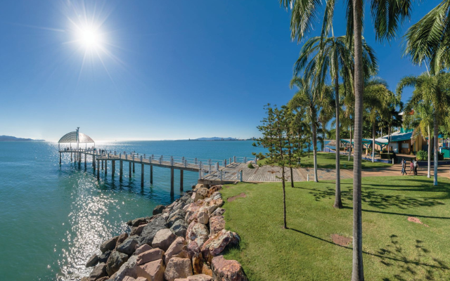 Rediscover a queensland road trip the strand