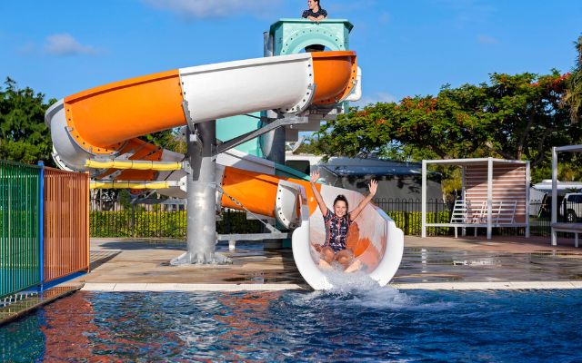 parks-with-waterpark-coolwaters-qld
