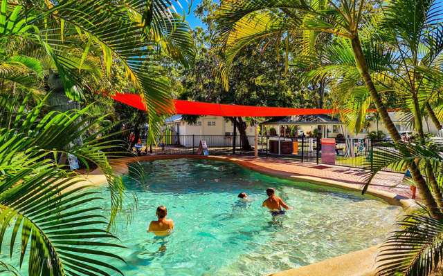 Things to do in queensland with your dog tannum sands pool