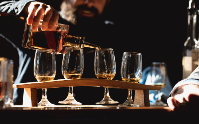 Tasmania travel itinerary road trip whisky tasting week