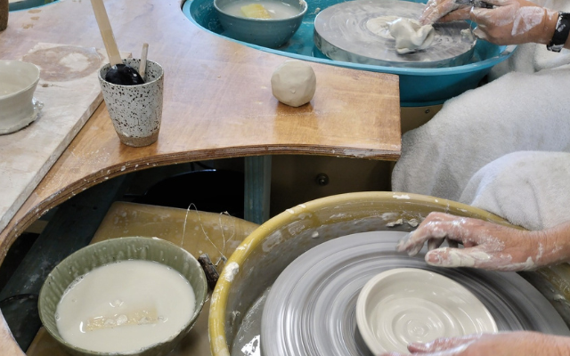Book a snow getaway to jindabyne feldmark pottery